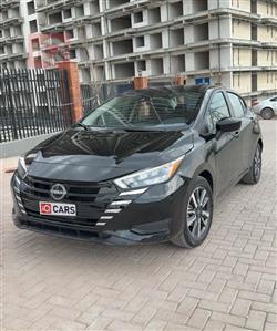 نيسان فيرسا